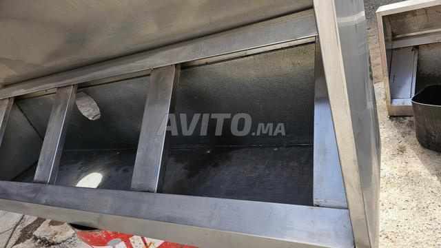 Botte en inox, 2 mètres de long, d'occasion, bon état - 2