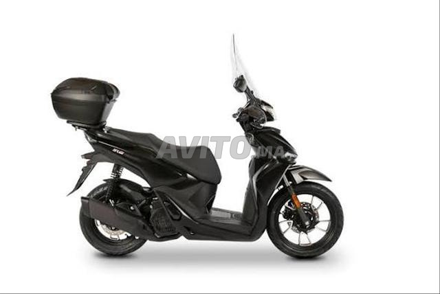 فوجي SR 16