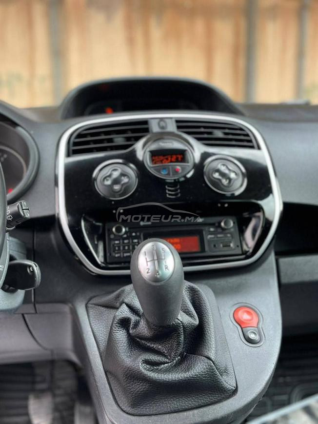 renault kangoo 2021