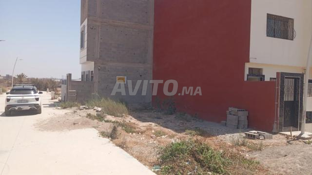 Terrain à bâtir Fautissimo près de la mosquée, enregistré et titré