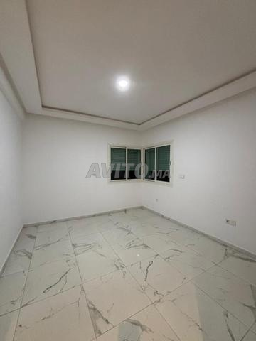 Appartement vide à louer 96 m² à Harhoura - 2