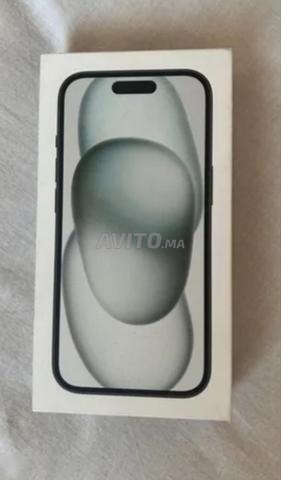 iPhone 15 256 Go Noir Neuf origine France