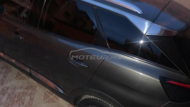 Peugeot 3008 diesel en très bon état 