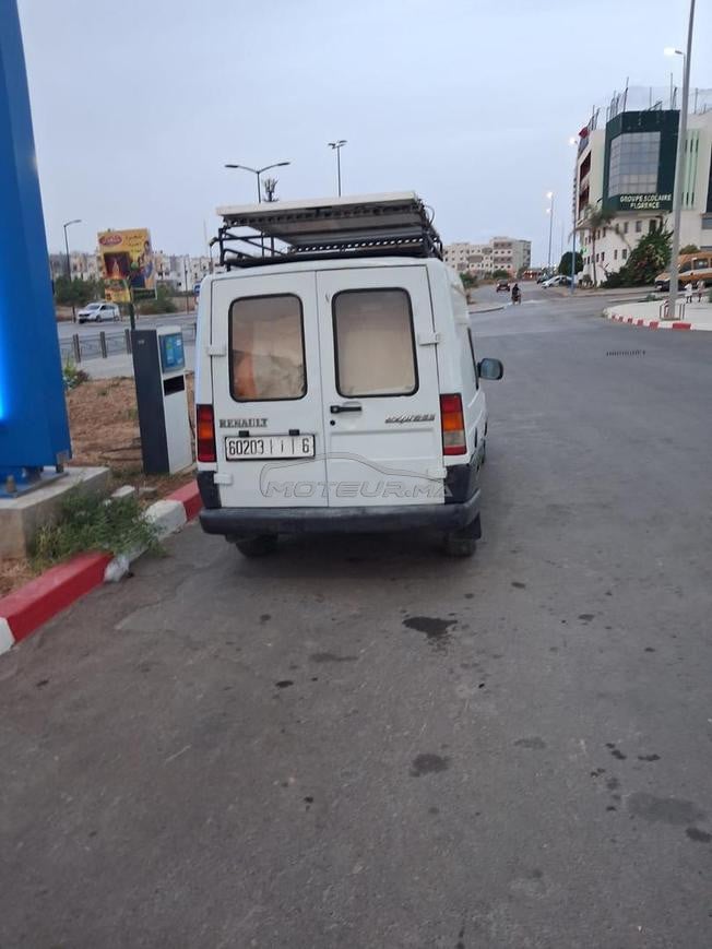 رينو إكسبريس ديزل يدوي 1996 في الدار البيضاء