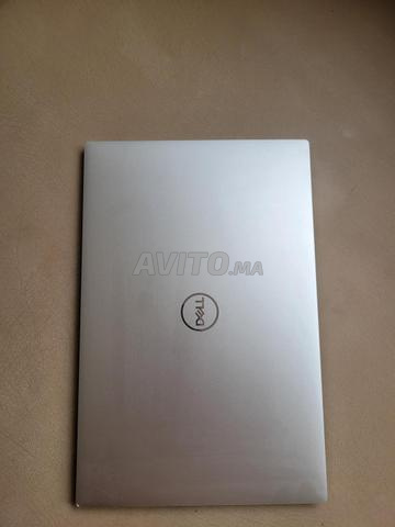 DELL XPS 15 9520 - 2