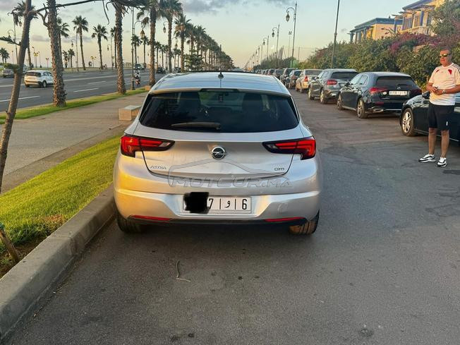 Opel Astra Diesel Automatique 2019 à Rabat