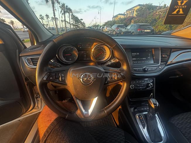 Opel Astra Diesel Automatique 2019 à Rabat