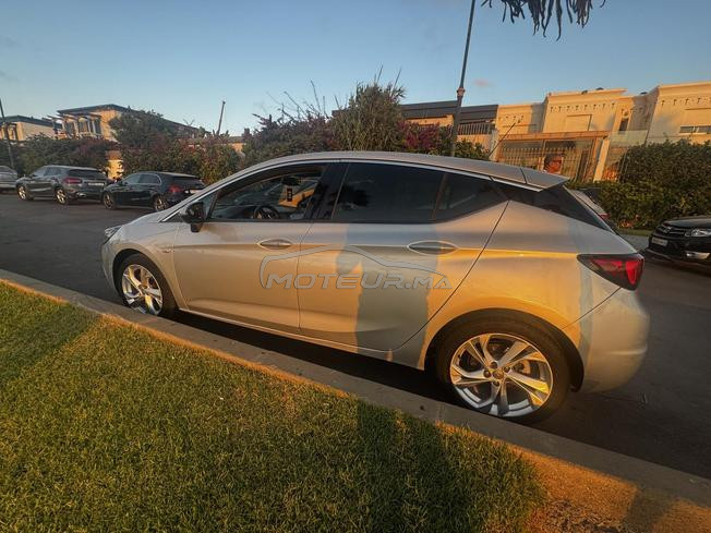 Opel Astra Diesel Automatique 2019 à Rabat