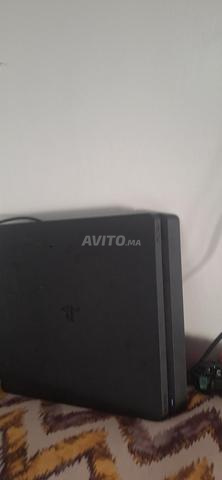 PS4 en très bon état - 2