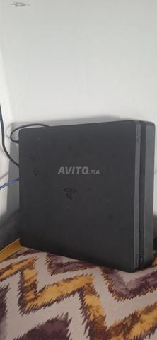 PS4 en très bon état
