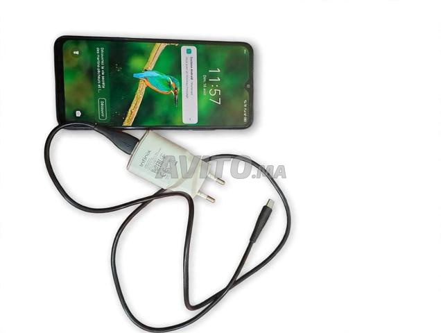 Infinix Hot 30i avec chargeur - 2