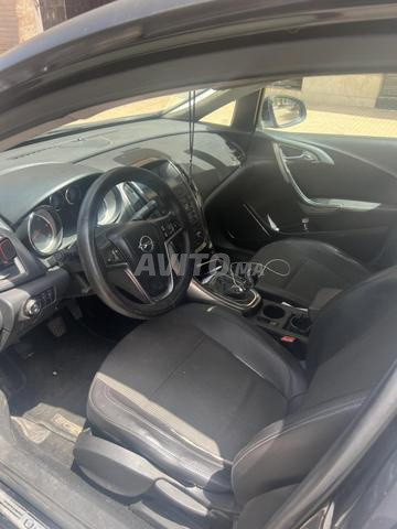Opel Astra Diesel Manuelle 2010 à Casablanca - 2