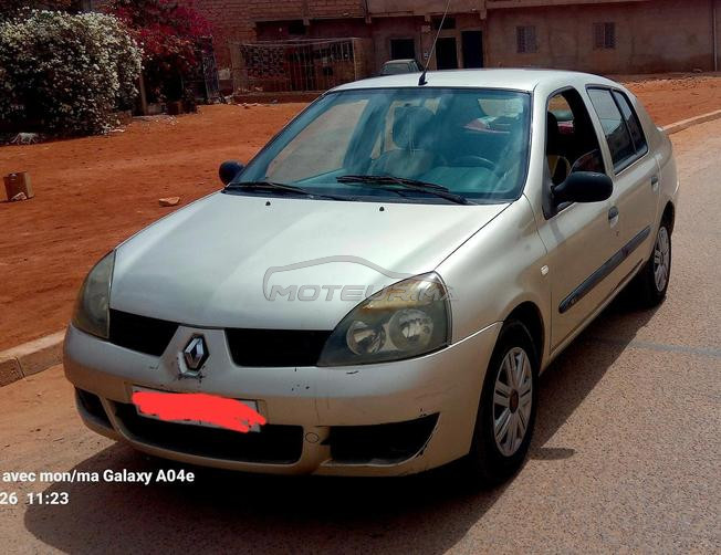 Renault Clio Essence Manuelle 2008 à Tan-Tan