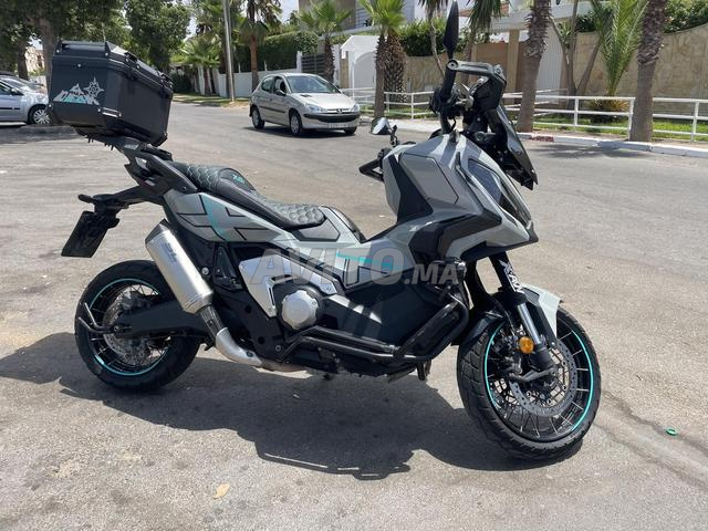 x adv 750 moto - 2