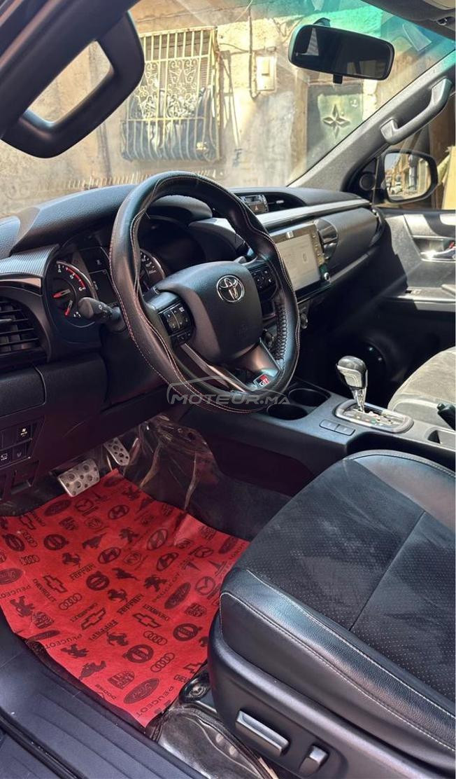 toyota hilux GR