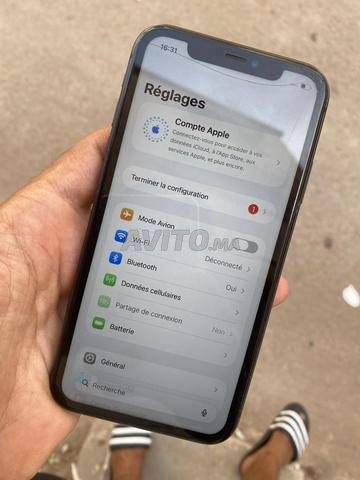 iPhone 11 normal jamais ouvert - 2