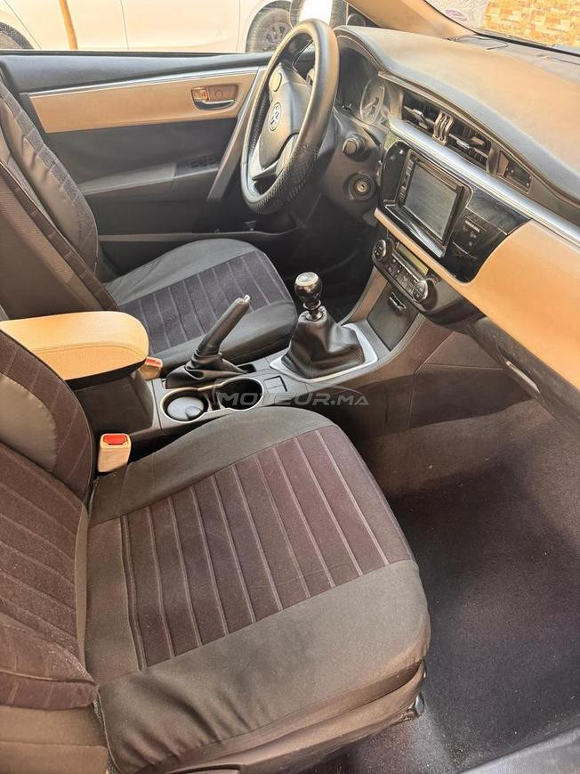 voiture Toyota colora