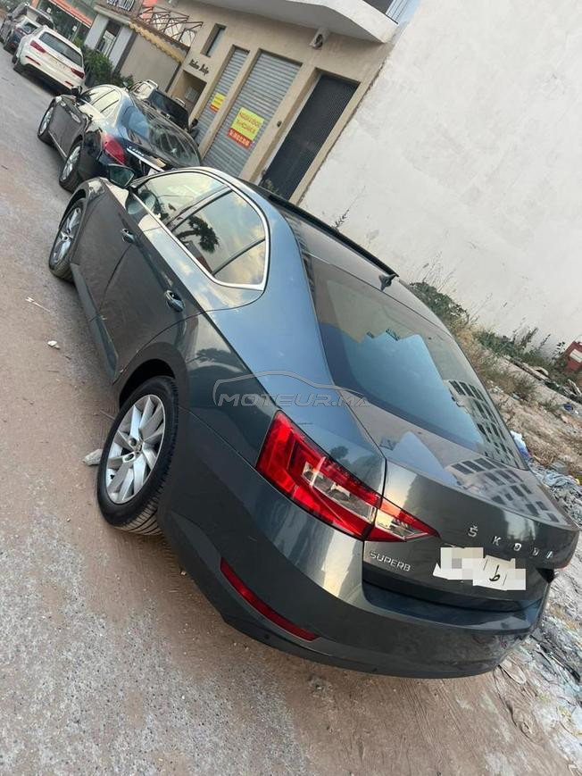 Skoda Superb Diesel Automatique 2021 à Agadir