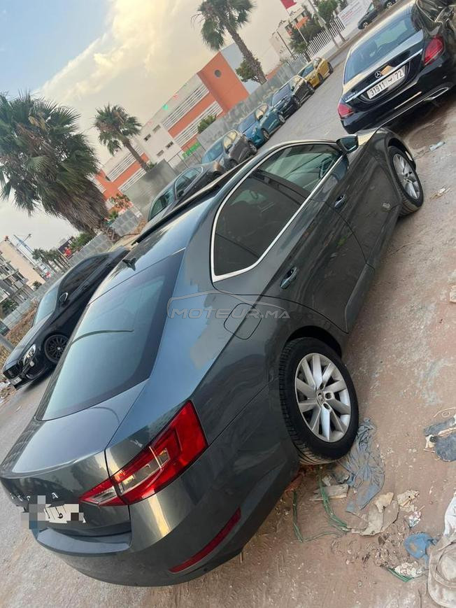 Skoda Superb Diesel Automatique 2021 à Agadir