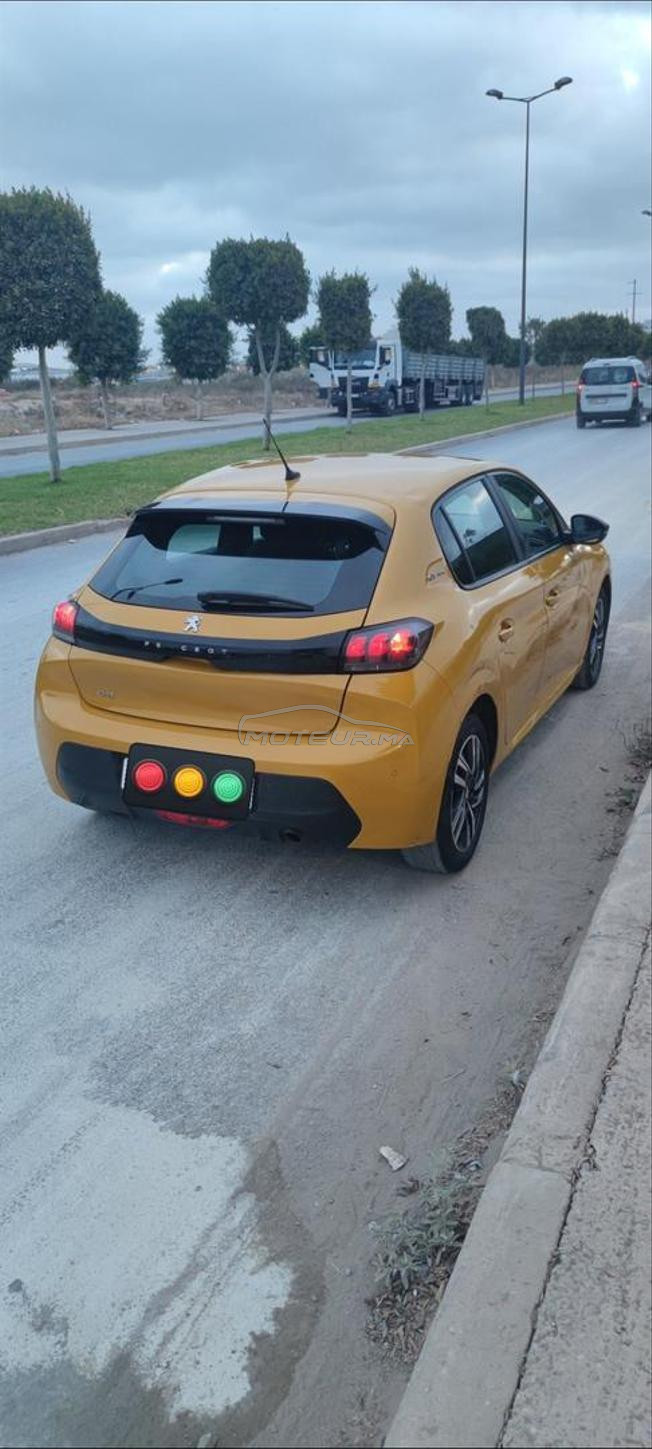peugeot 208 active back