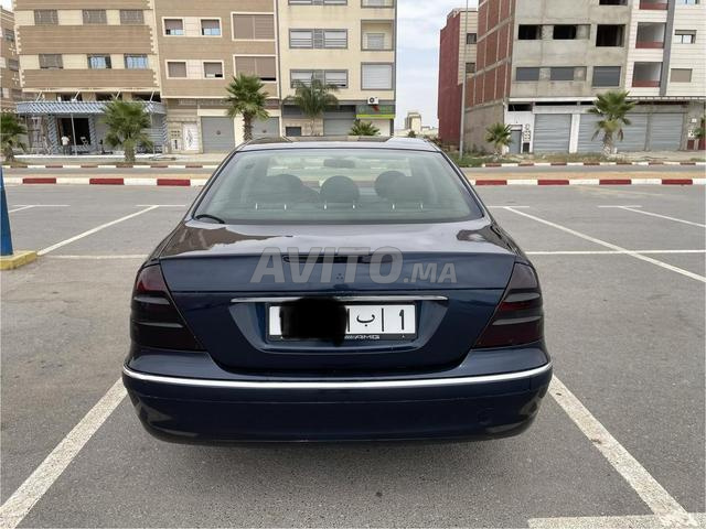Mercedes E270 - 2