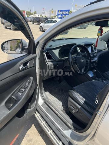 Hyundai Tucson - 2