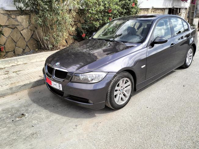 BMW 320i 2007 automatique 
