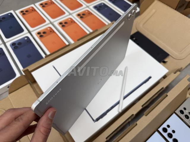 NEUF SAMSUNG TAB S10 PLUS 12RAM 256 / LOCAL