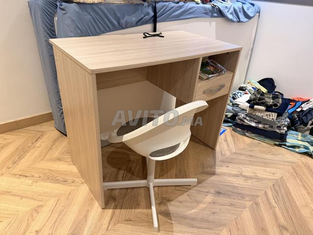 Bureau enfant avec chaise - 2