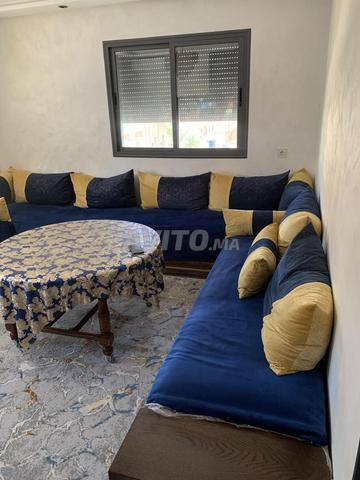 Bancs, tapis, tapis, table à vendre - 2