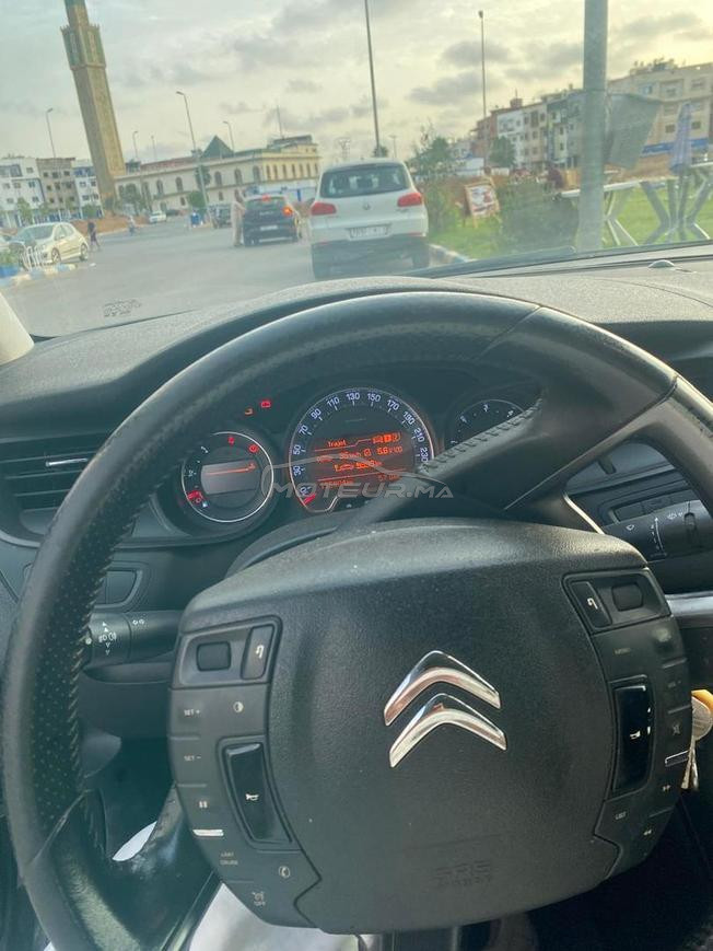 Citroën C5 Diesel Manuelle 2018 à Bouznika