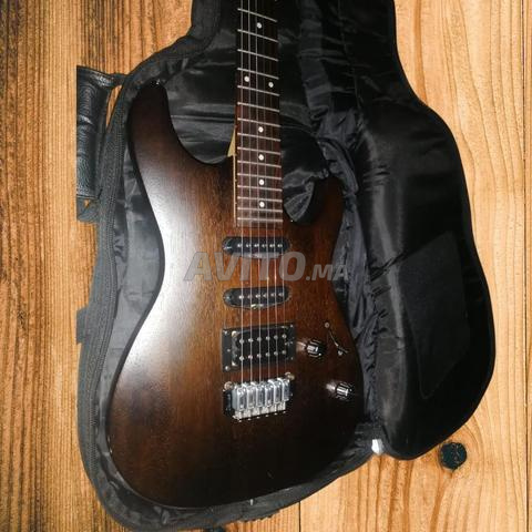 Guitare électrique Ibanez GSA60 HSS authentique - 2