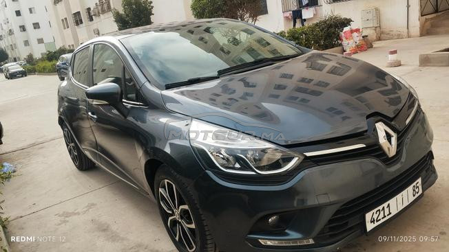 clio à vendre