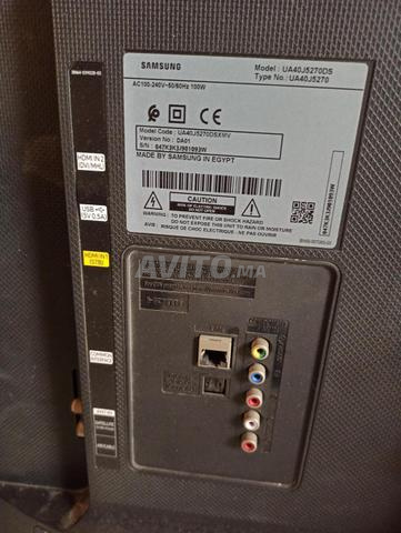 TV Samsung 40" en très bon état - 2
