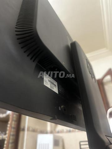 HP Compaq LA2306x - 2