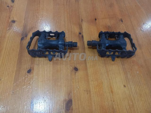 Pédale vélo marque en aluminium importé