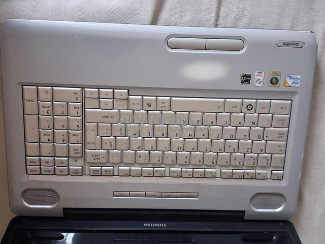 Toshiba Satellite L550 - 2