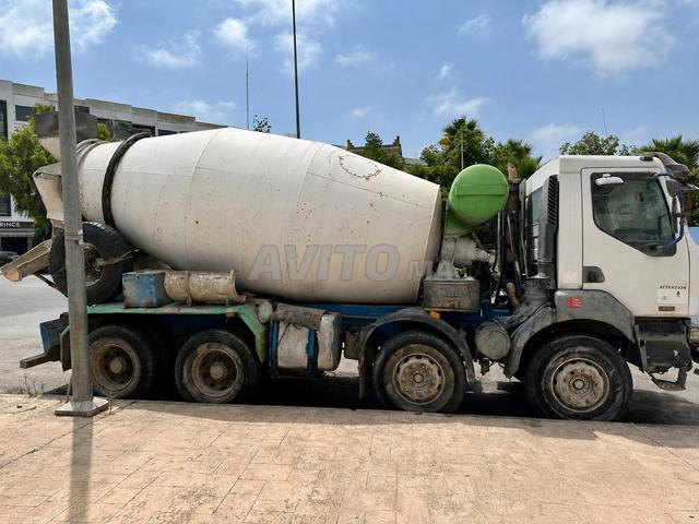 Camion Malaxeur Renault - 2