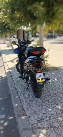 Sanyo R1000 - 2