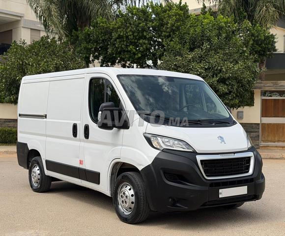 Peugeot Boxer Diesel Manuelle 2025 à Fès - 2