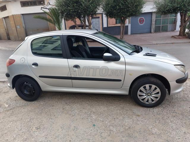 Peugeot 206 Essence - 2