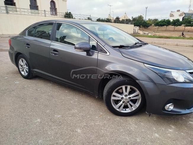 toyota avensis 2014