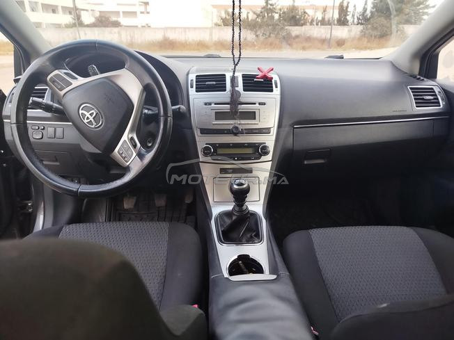 toyota avensis 2014
