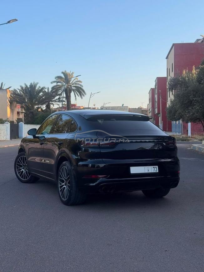 Porsche cayenne 2023 platinum edition 