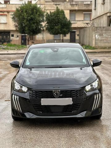 Peugeot 208 Allure 2024 Première main - 2