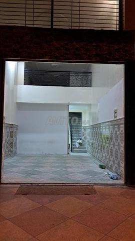 محل للبيع - 2