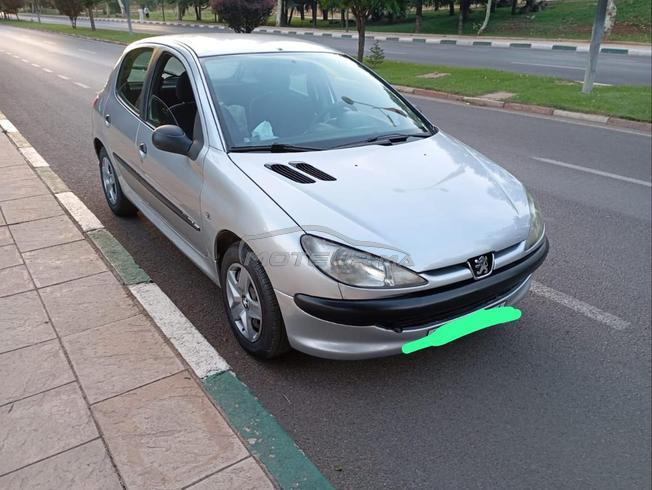 Je vends ma Peugeot 206 HDI 1.4 modèle 2003.