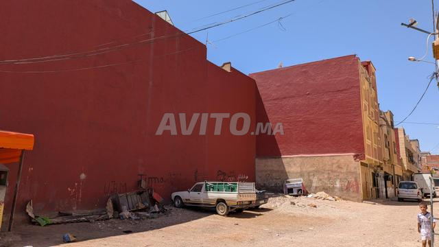 Terrain commercial à vendre au centre de M'rirt, 159m², sur route principale