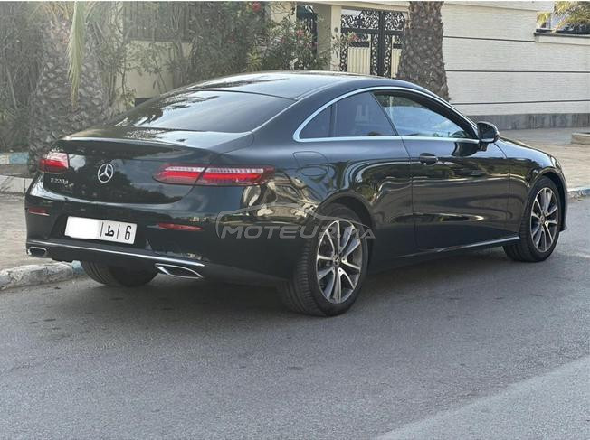 Mercedes E coupé 220 D 