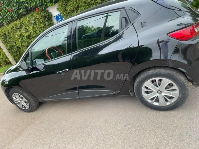 Renault Clio Diesel Manuelle 2020 à Rabat - 2